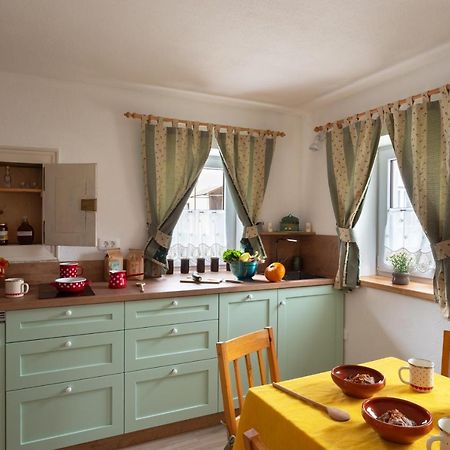 Cherry House - Cosy House - Ideal For Bear Watching, In The Neighborhood Of The Medieval Sneznik Castle Stari Trg pri Lozu Экстерьер фото